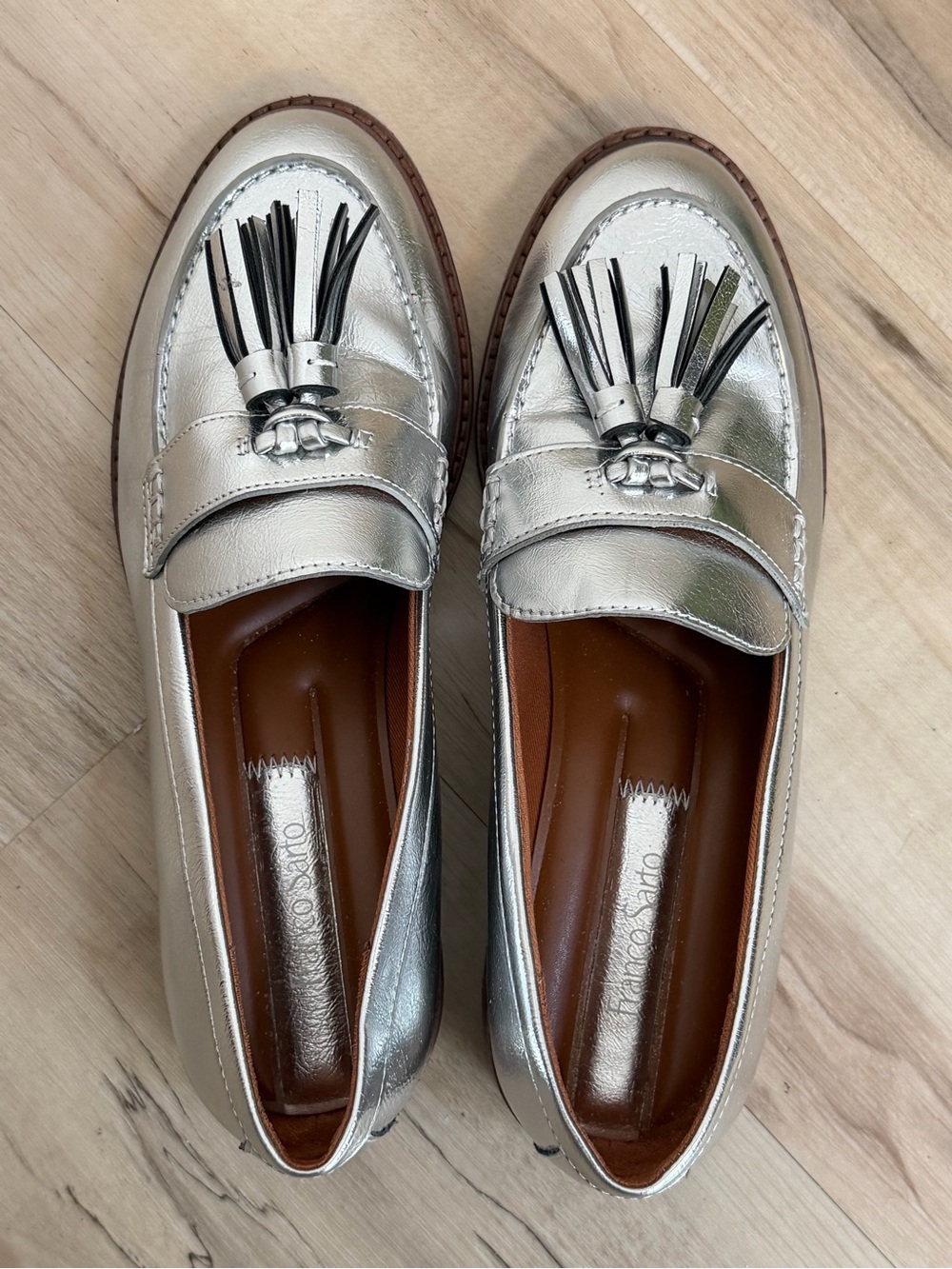 Franco Sarto Silver Metallic Tassel Loafers Flats 7.5 - Picture 2 of 8